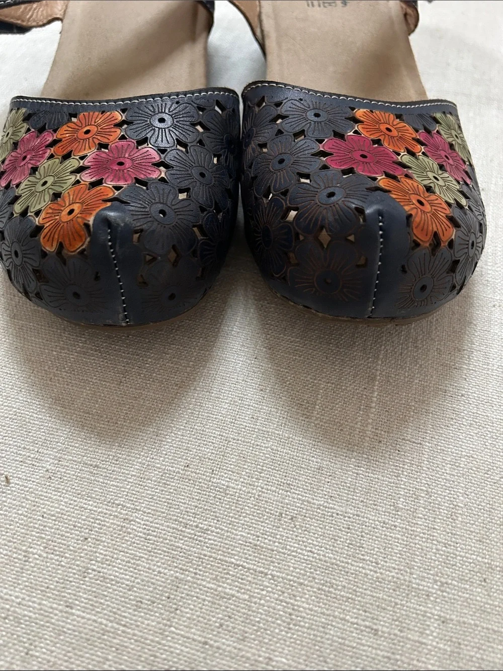 Spring Step L'artiste Spikey Floral Sandal Navy SZ 42 Leather Comfort Mary Jane